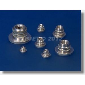 1011 Upevňovací matice M6 10ks