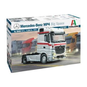 Italeri Mercedes-Benz MP4 Big Space (1:24)