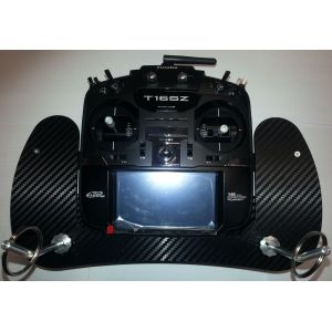 Pult na Futabu T16SZ