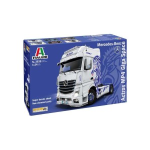 Italeri Mercedes-Benz ACTROS MP4 Giga Space (1:24)