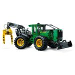 LEGO Technic - Lesní traktor John Deere 948L-II