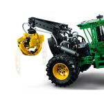 LEGO Technic - Lesní traktor John Deere 948L-II