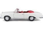 Maisto Mercedes-Benz 280SE Cabrio 1967 1:18 krémová