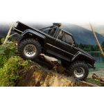 Venture18 1985 Toyota Hilux SR5 - černý