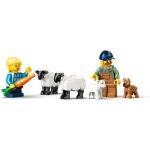 LEGO City - Červený traktor s přívěsem a ovcemi