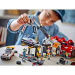 LEGO City - Vrakoviště s auty