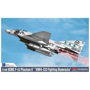Academy USMC F-4J Phantom II VMFA-333 Fighting Shamrocks (1:48)