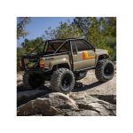Axial SCX10 III Toyota SR5 1987 1:10 4WD RTR pískový