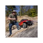 Axial SCX10 III Toyota SR5 1987 1:10 4WD RTR červený