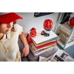 LEGO Editions - Helma Charles Leclerc ze Scuderia Ferrari HP