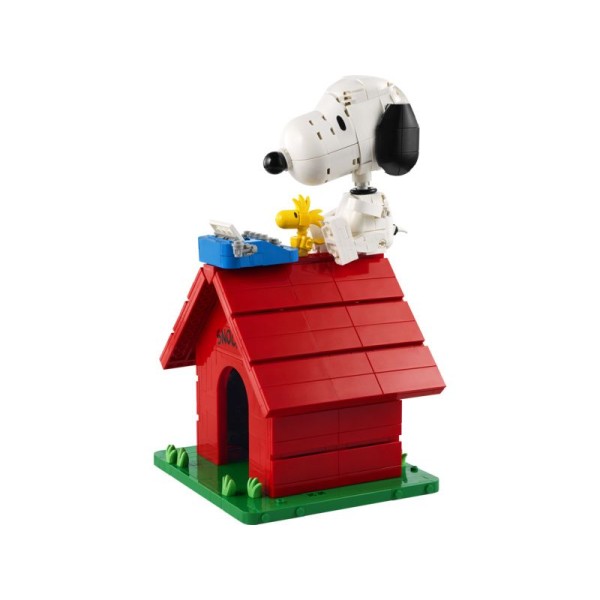 LEGO Ideas - Peanuts: Snoopyho bouda