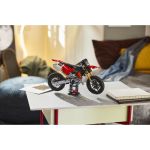 LEGO Technic - Motorka Ducati Desmo450 MX Factory