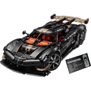 LEGO Technic - Megacar Koenigsegg Sadair's Spear