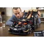 LEGO Technic - Megacar Koenigsegg Sadair's Spear
