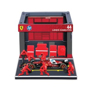 Bburago Ferrari SF-25 (2025) 1:43 #44 Hamilton (Pit Pass Set)